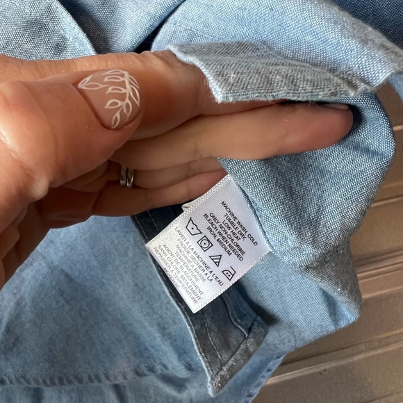 MUNSINGWEAR Penguin Button Down Top - Picture 11 of 12